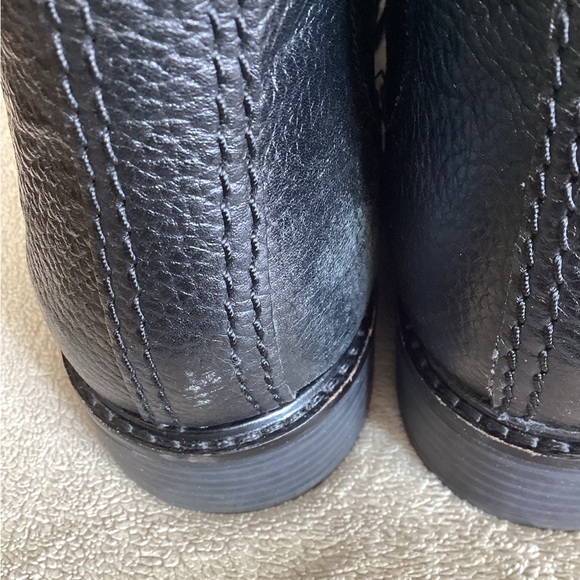 Clarks Classic Black Leather Ladies Boots - Picture 6 of 16